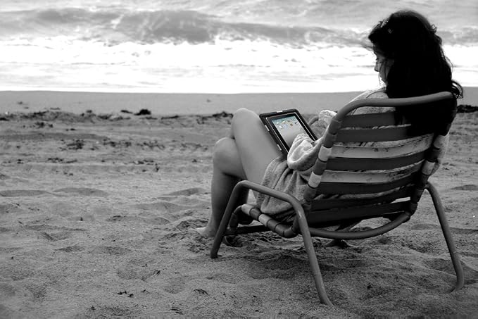 Pyle Universal iPad Waterproof Case, Marine Water Resistant IPX8 Outdoor Rugged - Image 6