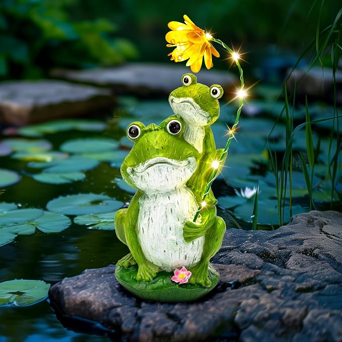 GIGALUMI Solar Garden Statues Loving Frog Garden Decor Figurine Lights - Image 9