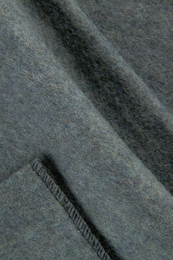 SE Grey 64" x 84" 4-lb. Warm Blanket - Image 4